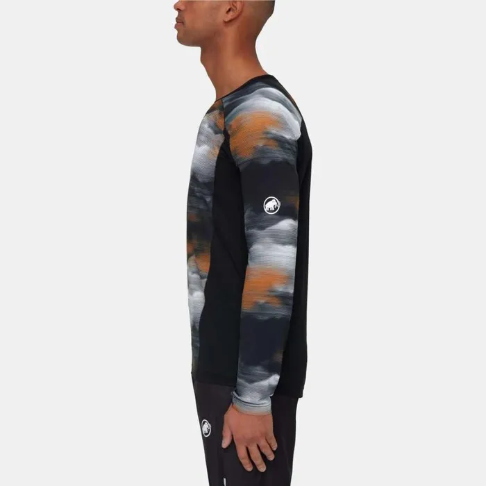 Tops Men Mammut Aenergy FL Longsleeve Light Fader Black Tops Men Mammut Aenergy FL Longsleeve Light Fader Black