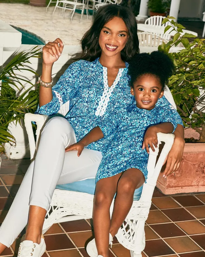Tops Women Lilly Pulitzer Hollie Tunic Top Cumulus Blue Blooming Together Tops Women Lilly Pulitzer Hollie Tunic Top Cumulus Blue Blooming Together