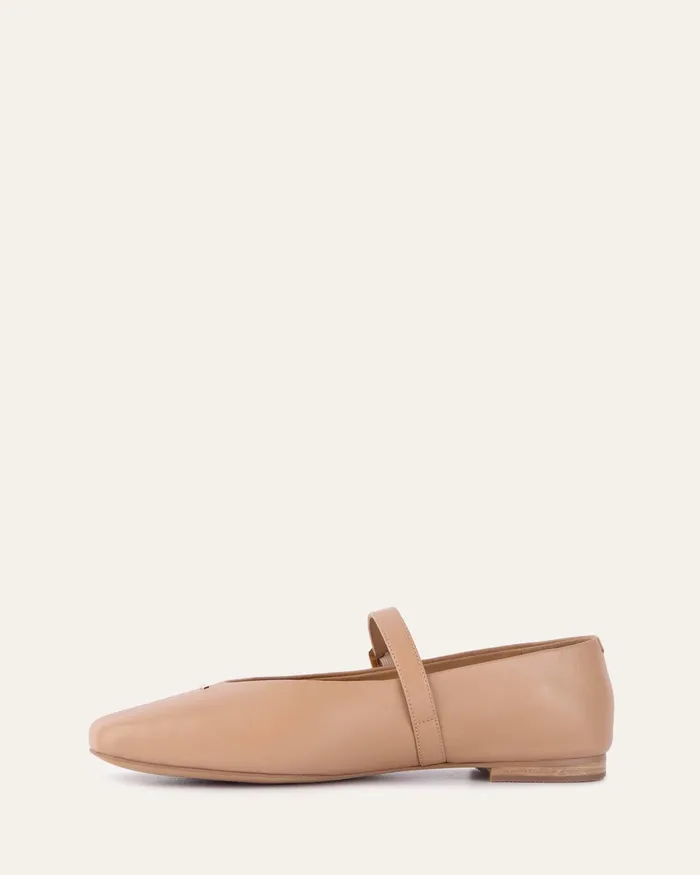 Women April casual flats tan leather BALLET jomercer