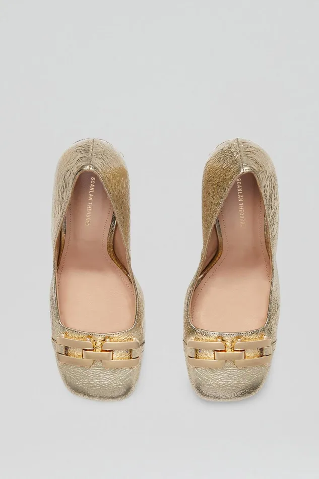 Women Scanlan Theodore Shoes GOLD TRIM SQUARE TOE PUMP 95 Lightgold