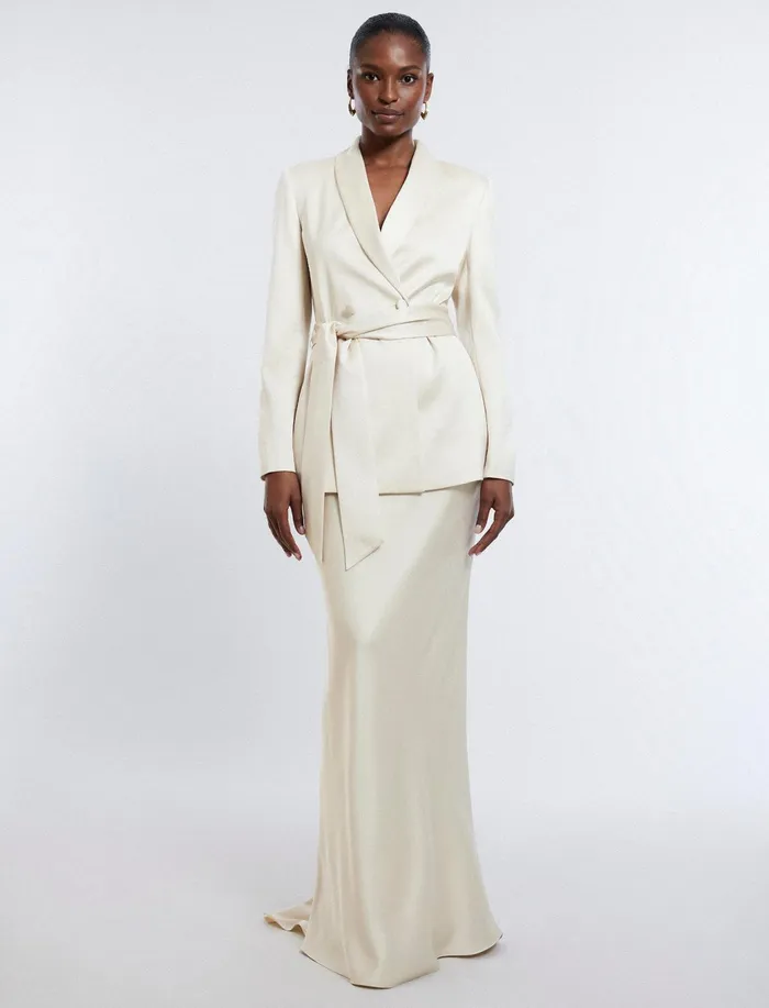 Women Suiting BCBG Satin Maxi Skirt Champagne