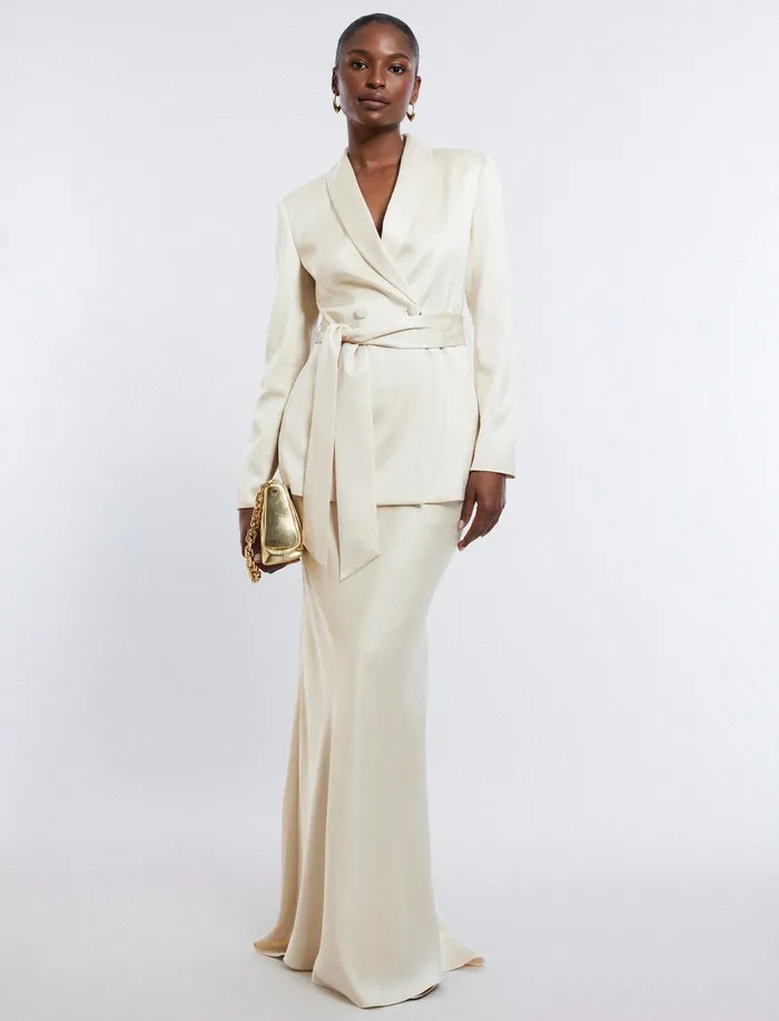 Women Suiting BCBG Satin Maxi Skirt Champagne