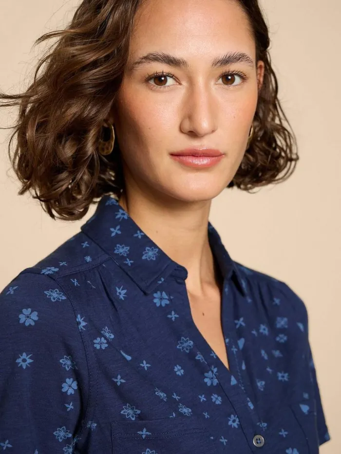 Women TOPS and TEES White Stuff PENNY POCKET SHIRT Navy Print Women TOPS and TEES White Stuff PENNY POCKET SHIRT Navy Print